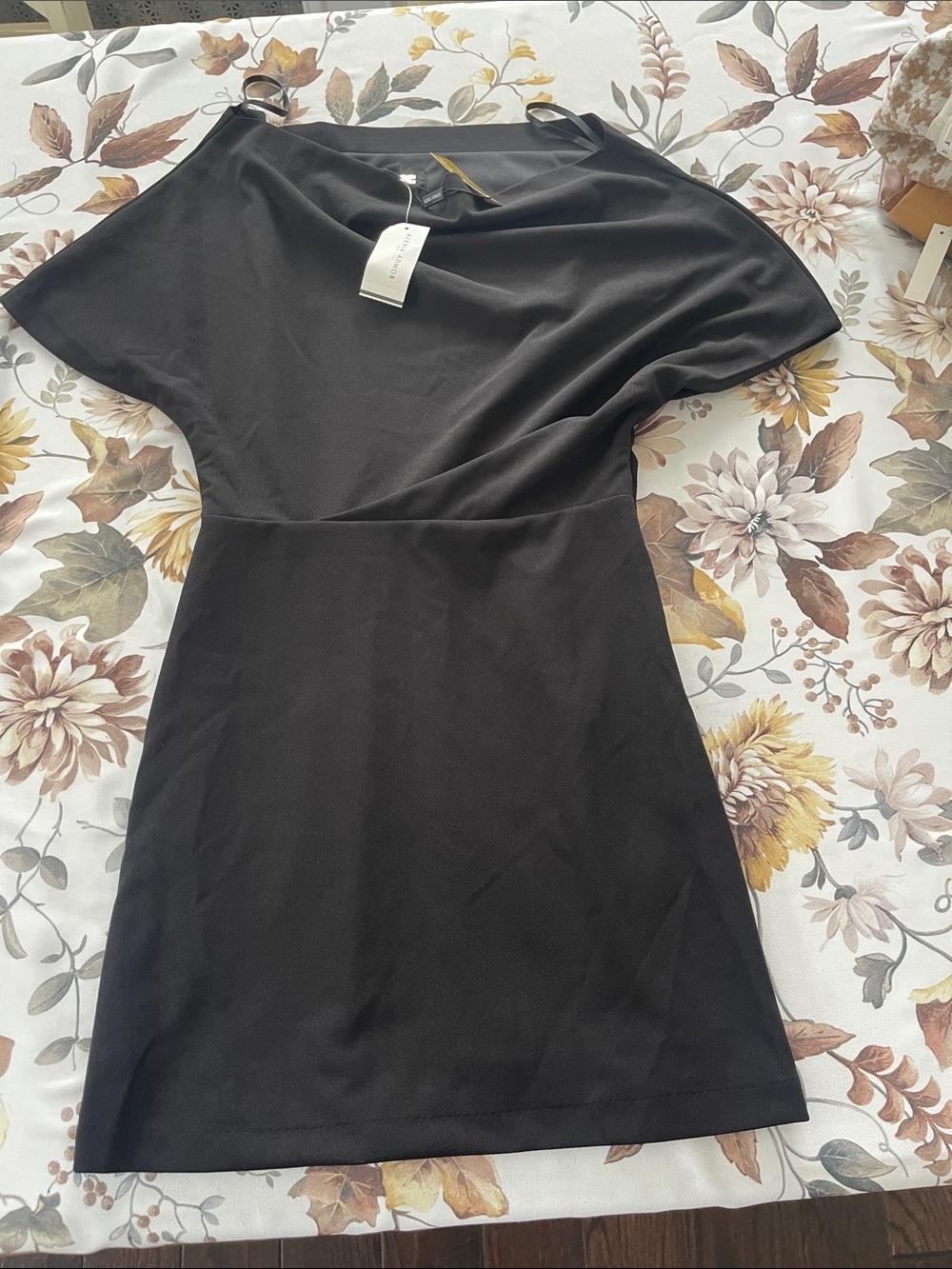 Alexia Admor Black Draped Waist Mini Dress